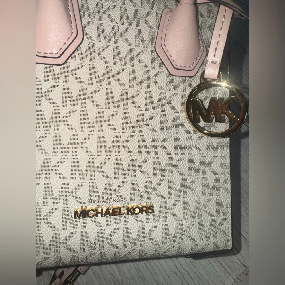 Michael Kors Mercer Extra Small Leather Convertible Versatile Crossbody Bag